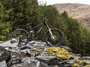 Gee Atherton’s “The Slate Line Project” Downhill Bike