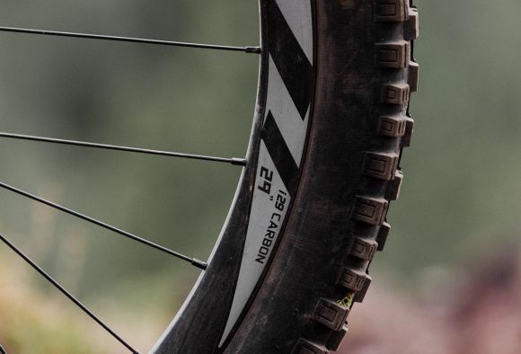 e-MTB wheels rim (Credits @Sean Leicht)